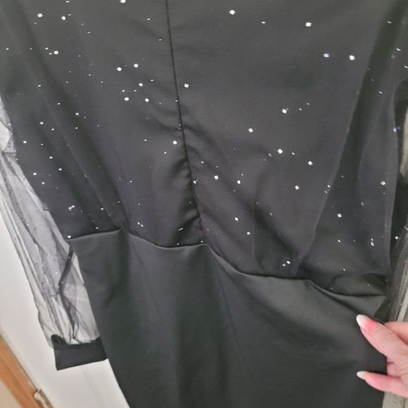 Black short xl evening dress - Picture 3 of 4